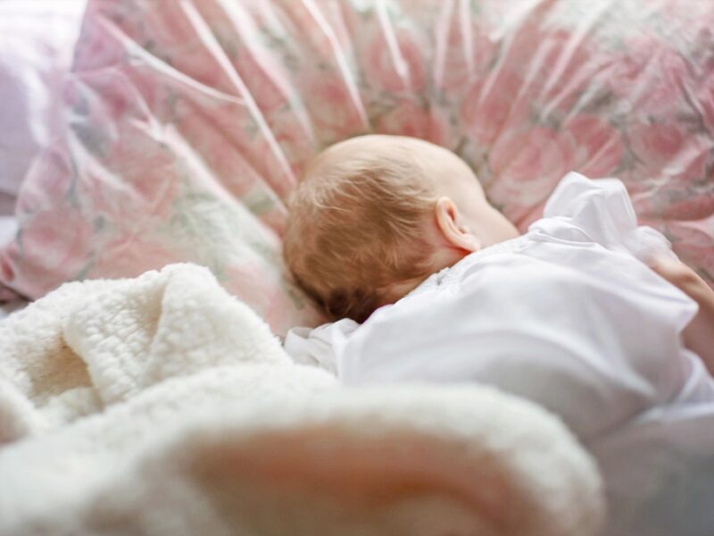 Avis Nanit : caméra bébé connectée, points forts et limites