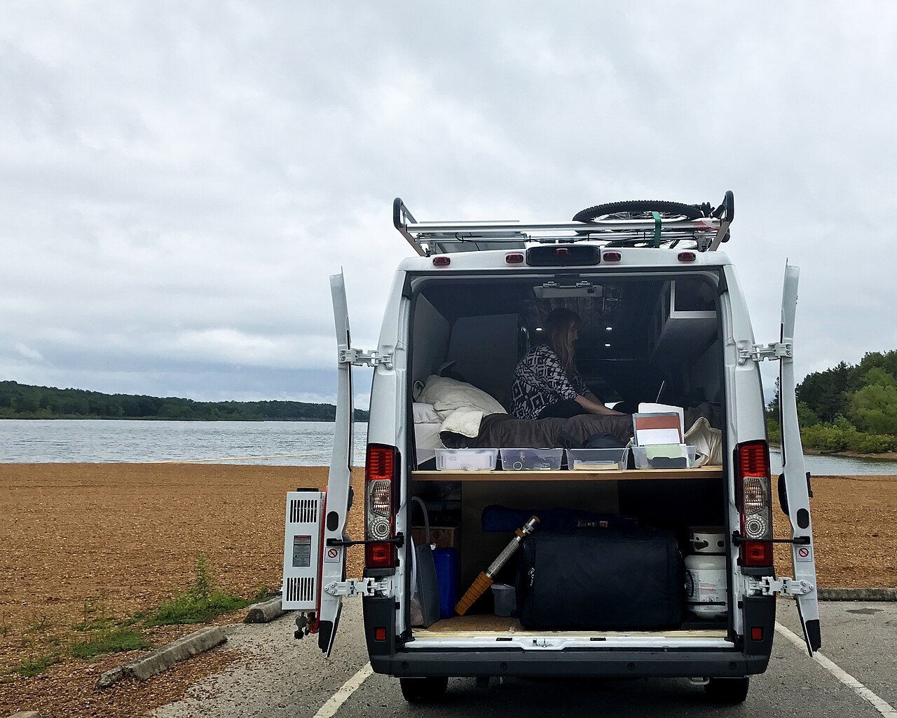 Batterie nomade pour le van ou le camping : comment bien calculer sa capacité