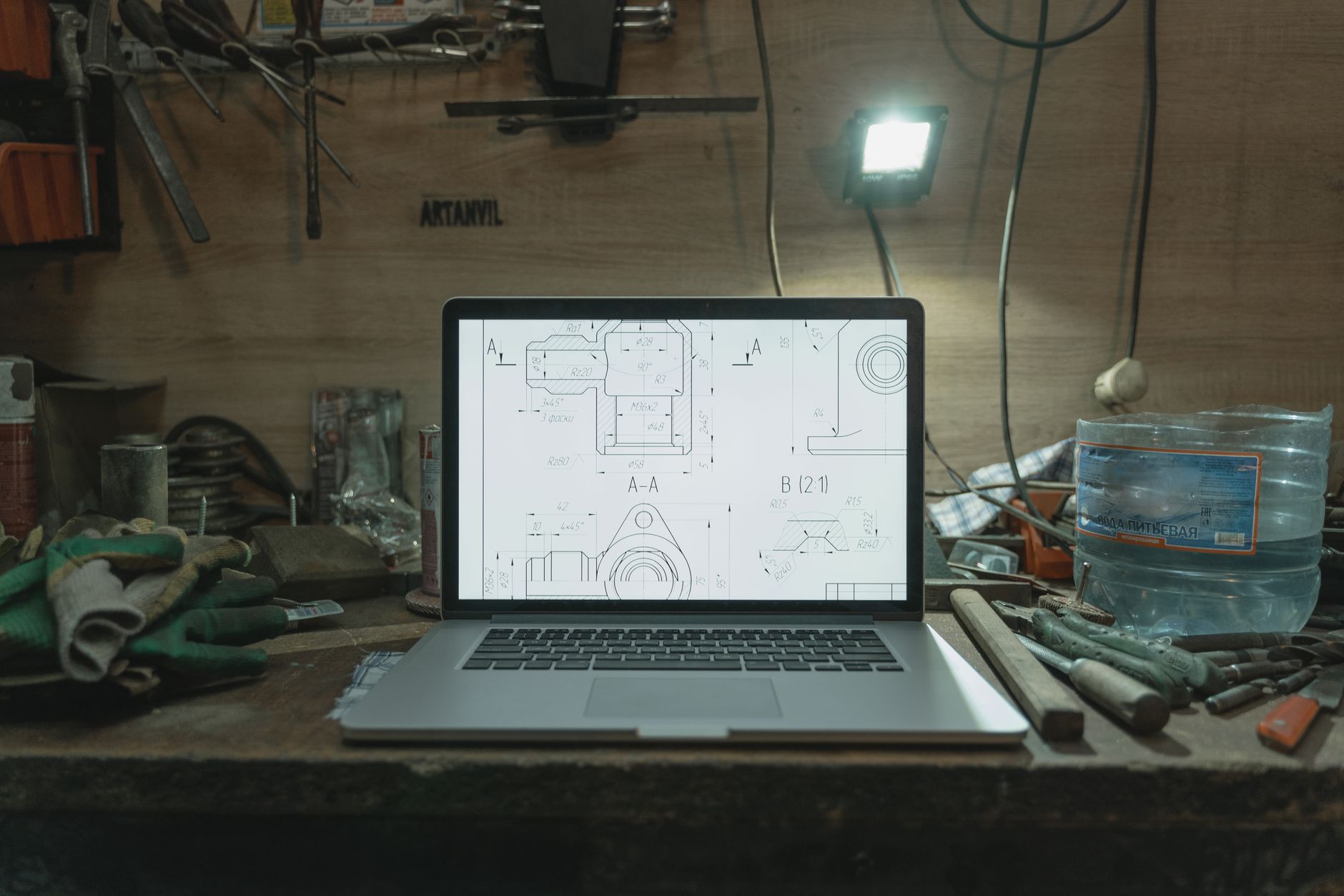 Comment un aspirateur robot peut-il améliorer votre efficacité au bureau ?