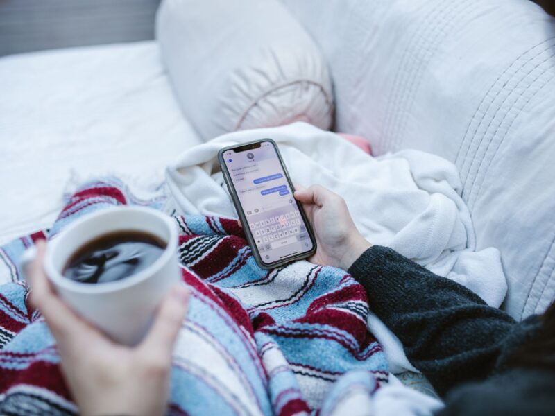 Vous pensiez tout savoir sur WhatsApp ? Découvrez comment la programmation de messages va transformer vos échanges !