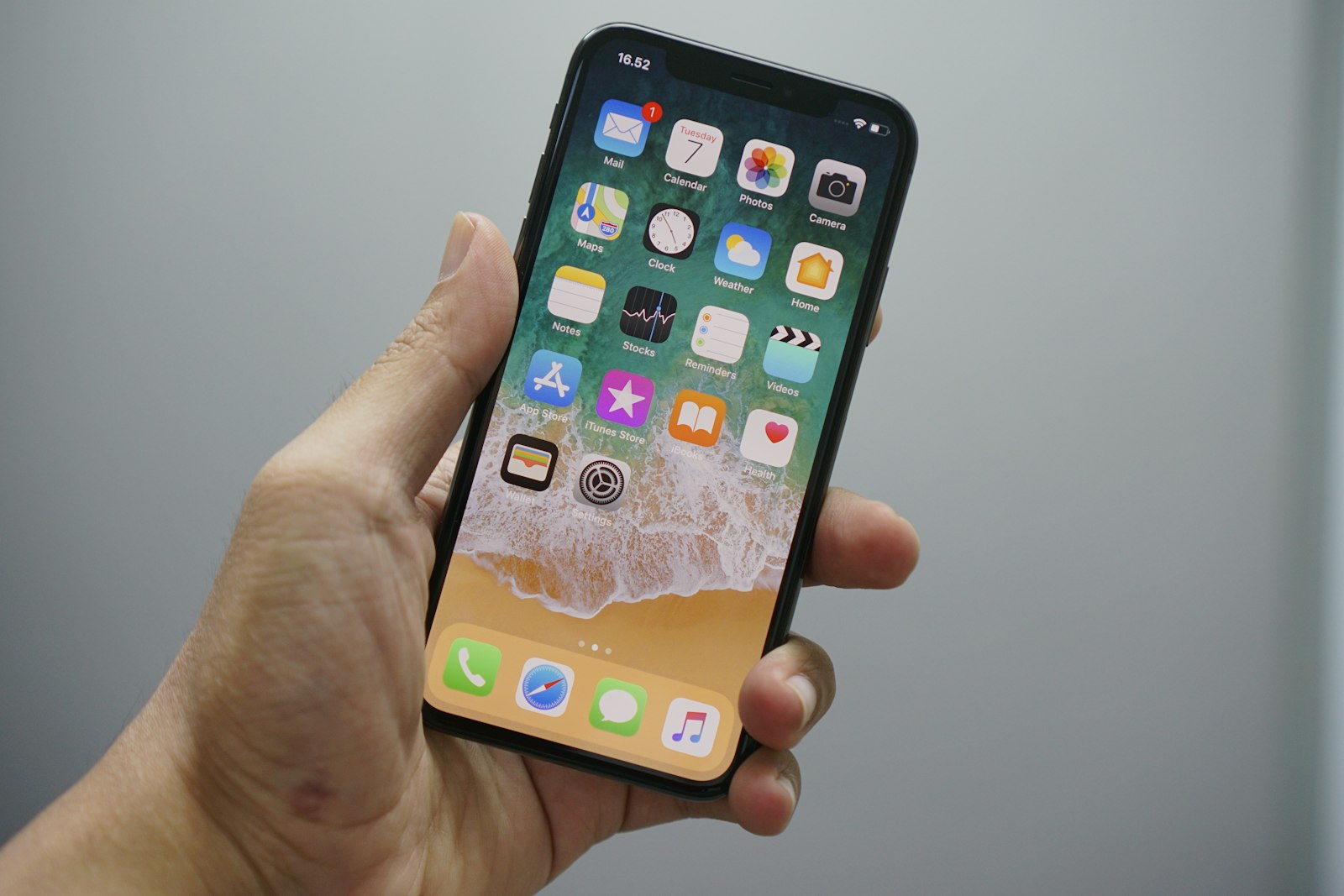 Votre iPhone est-il en danger ? Protégez-le d&rsquo;une faille de sécurité majeure !