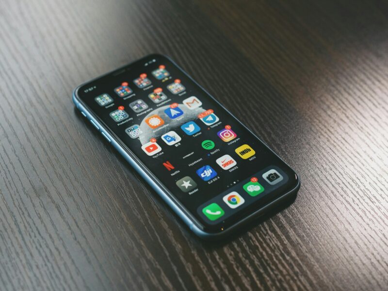 Attention : Votre smartphone pourrait bientôt dire adieu à Android Auto !