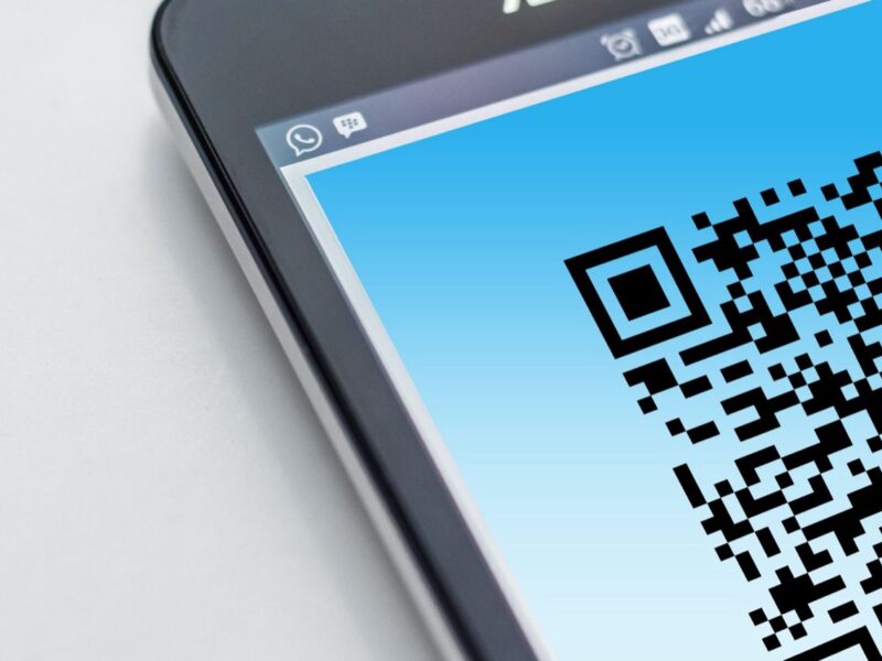 Scanner un produit avec son smartphone : ce que ça change vraiment